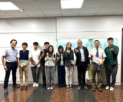 法國姊妹校里爾大學拜訪政治系圖片